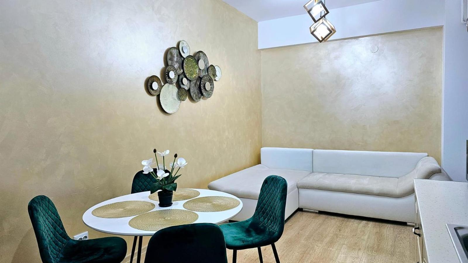 Cityscape Apartment Near Palas Mall 雅西 外观 照片